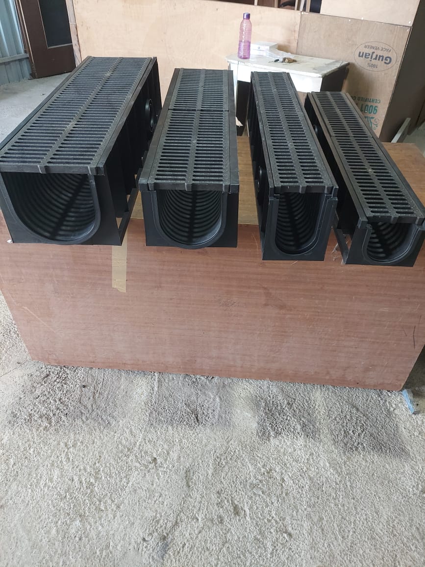 Hydraulic oil production unit